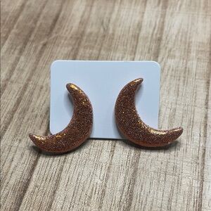 Elegant Gold Crescent Moon Earrings